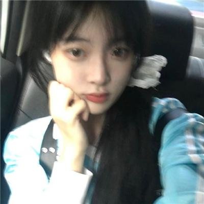 驼背人与舞女
